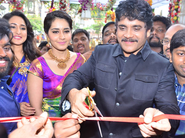 Nagarjuna Launches South India Shopping Mall